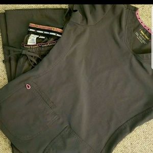 HeartSoul XS Scrub Set